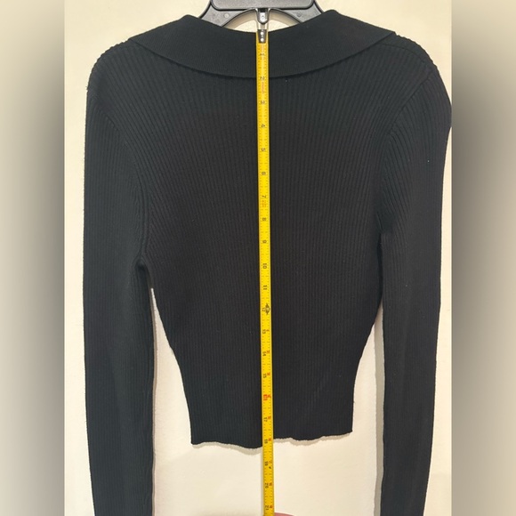 Abercrombie & Fitch Black Ribbed V-Neck Sweater Women’s small - Picture 5 of 5